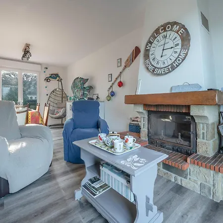 Maison A 950m De La Avec Jardin Pour 6 Le Croisic